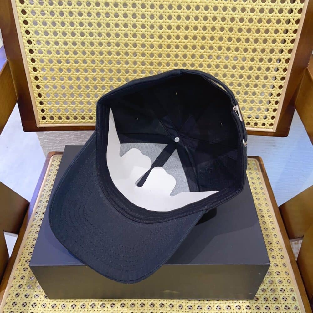 LOUIS VUITTON LV SIGNATURE BASEBALL CAP MARINE BLUE M7319L - Image 6