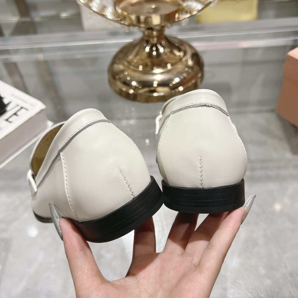 MIUMIU LEATHER LOAFERS WHITE - Image 8