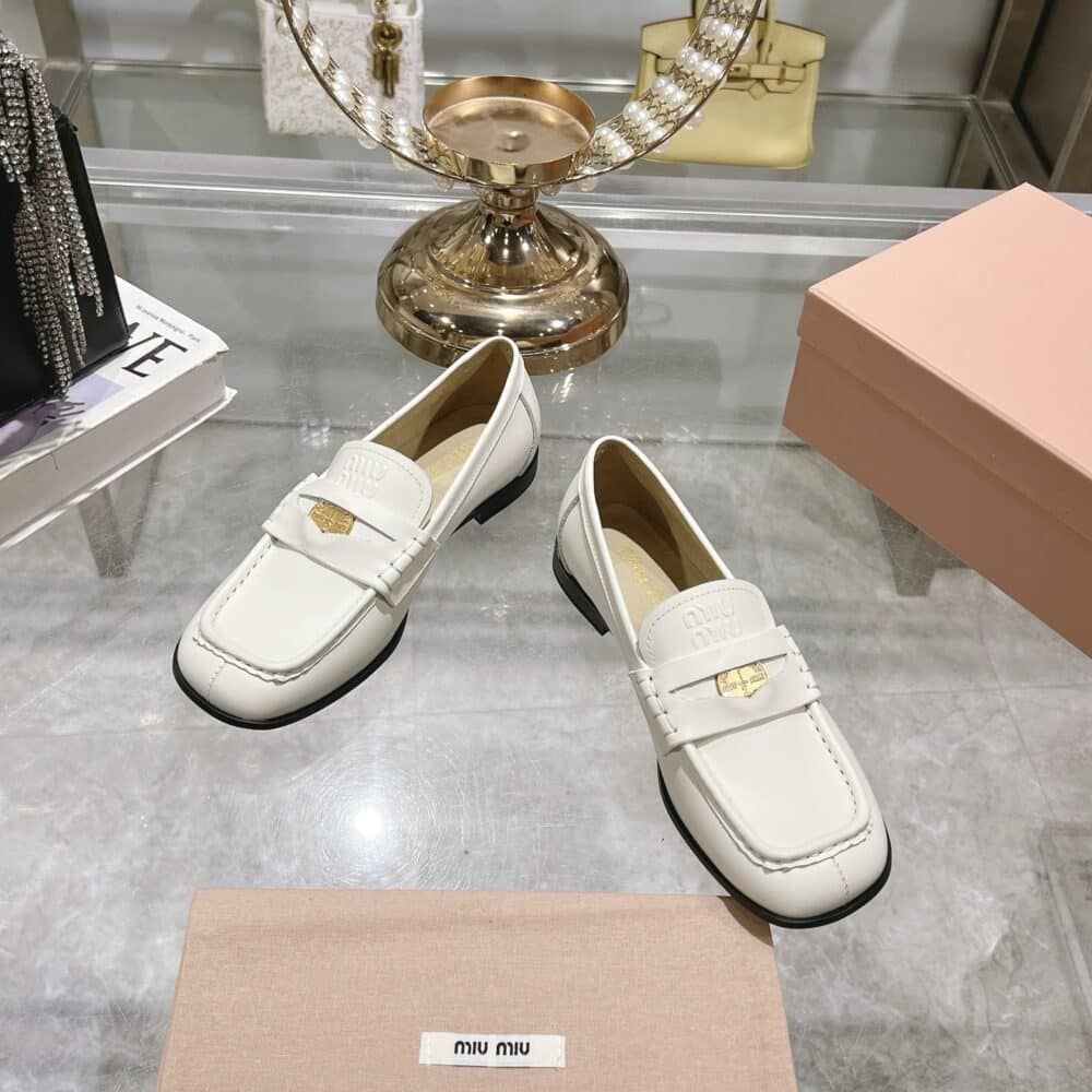 MIUMIU LEATHER LOAFERS WHITE - Image 3