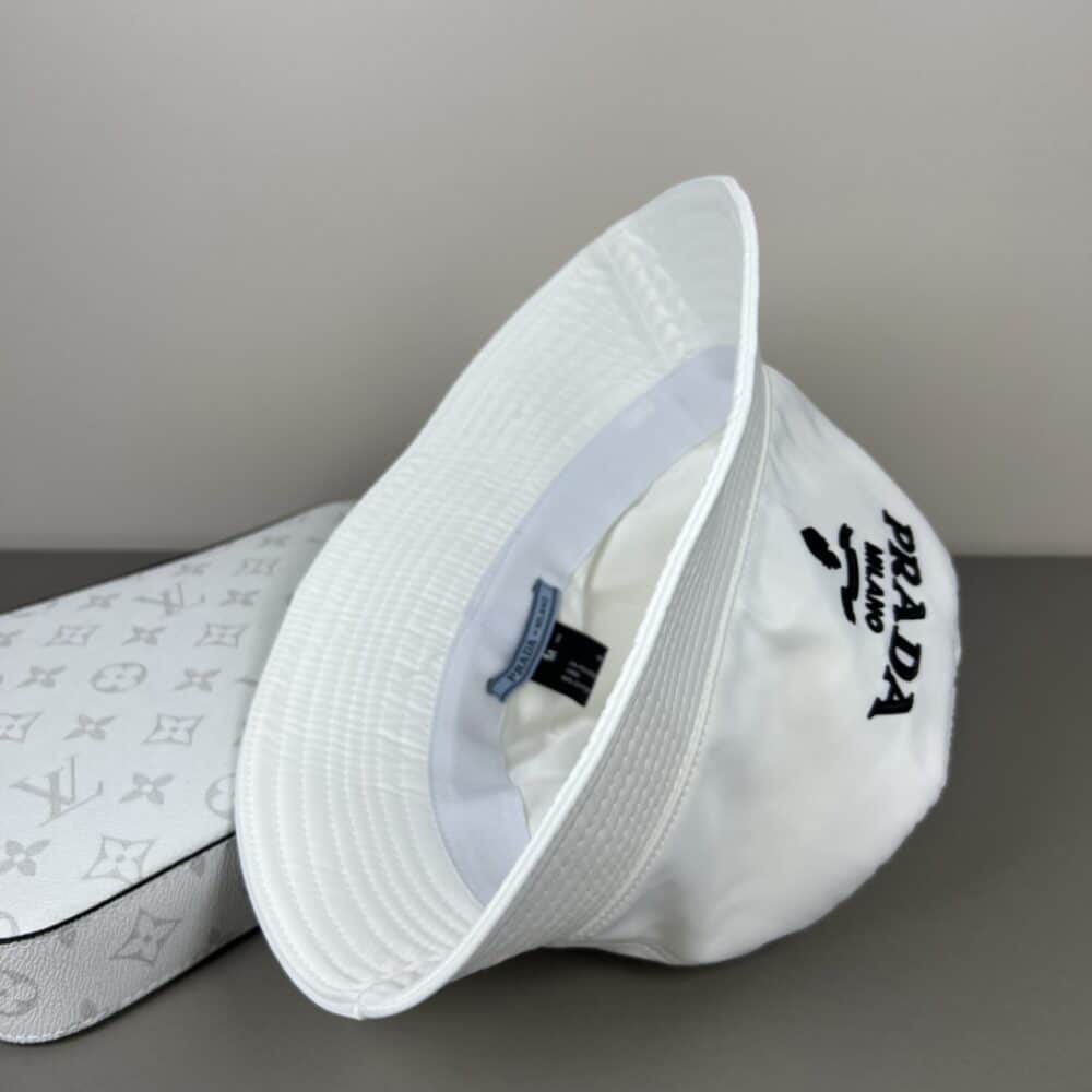 PRADA RE NYLON BUCKET HAT WHITE - Image 3