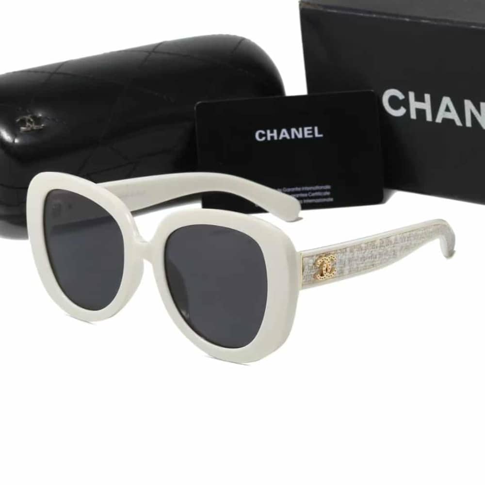SUMMER SET: CHANEL CLASSIC DOUBLE FLAP BAG WHITE SILVER HARDWARE & SQUARE SUNGLASSES TWEED ACCENT IN WHITE - Image 6