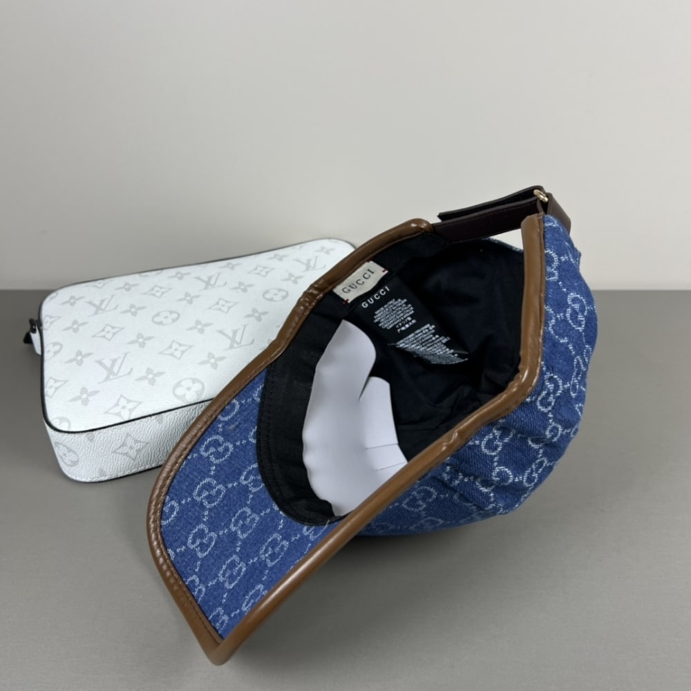 SUMMER SET: GUCCI TOTISSIMA LARGE TOTE BAG DENIM BLUE AND BROWN 30CM & GG DENIM BASEBALL HAT BLUE - Image 6