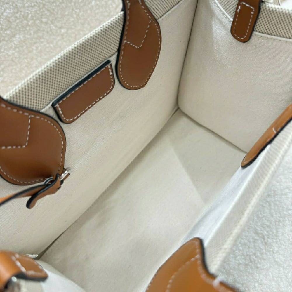 SUMMER SET: GUCCI MEDIUM TOTE BAG WITH GUCCI PRINT BEIGE 28CM & ARNAUD BOB REVERSIBLE BUCKET HAT BEIGE - Image 8