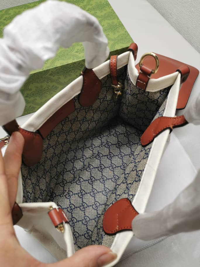 GUCCI MEDIUM TOTE BAG WITH GUCCI PRINT BEIGE 28CM 772144 FACUL 8451 - Image 4