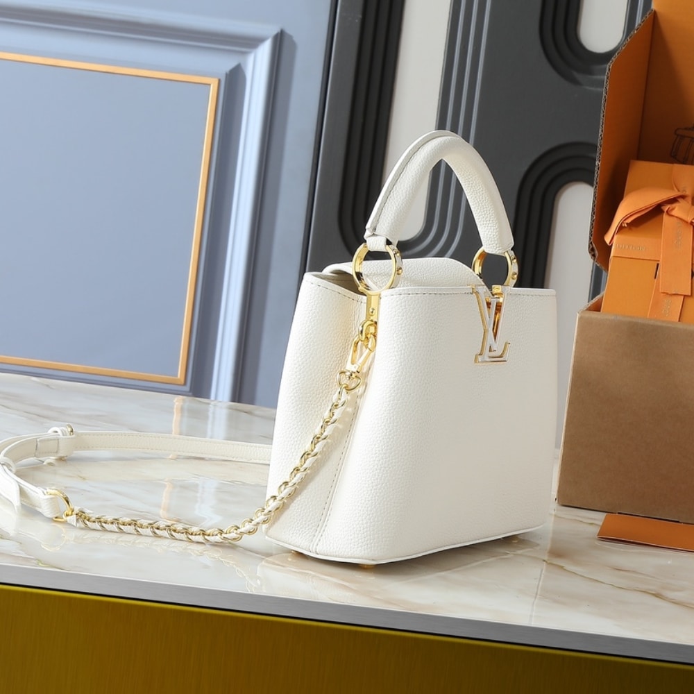 LOUIS VUITTON CAPUCINES BB SNOW WHITE 27CM M55832 - Image 3