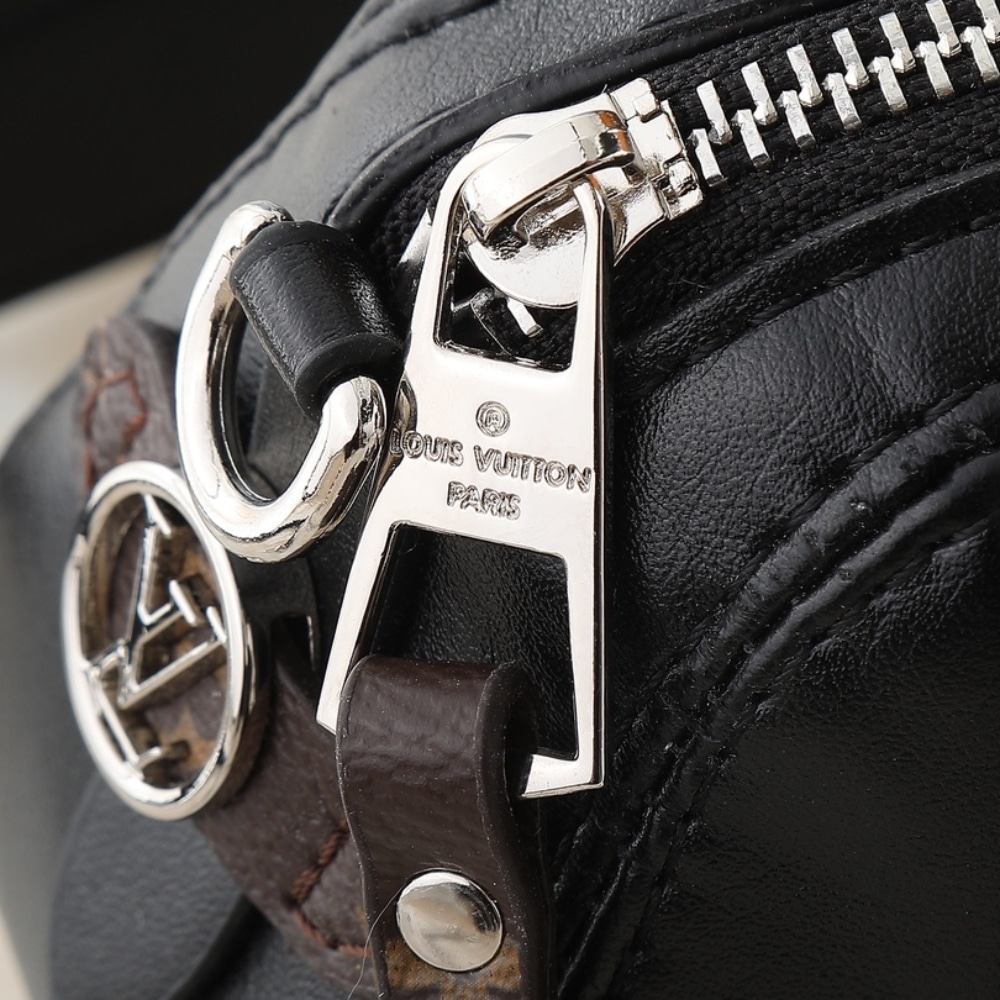 LOUIS VUITTON POCHETTE VIBE BLACK 25CM M14544 - Image 6
