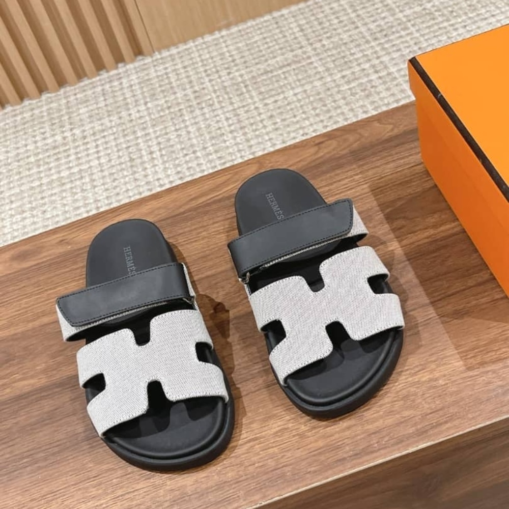 Alternative view of HERMES CHYPRE SANDAL BLACK