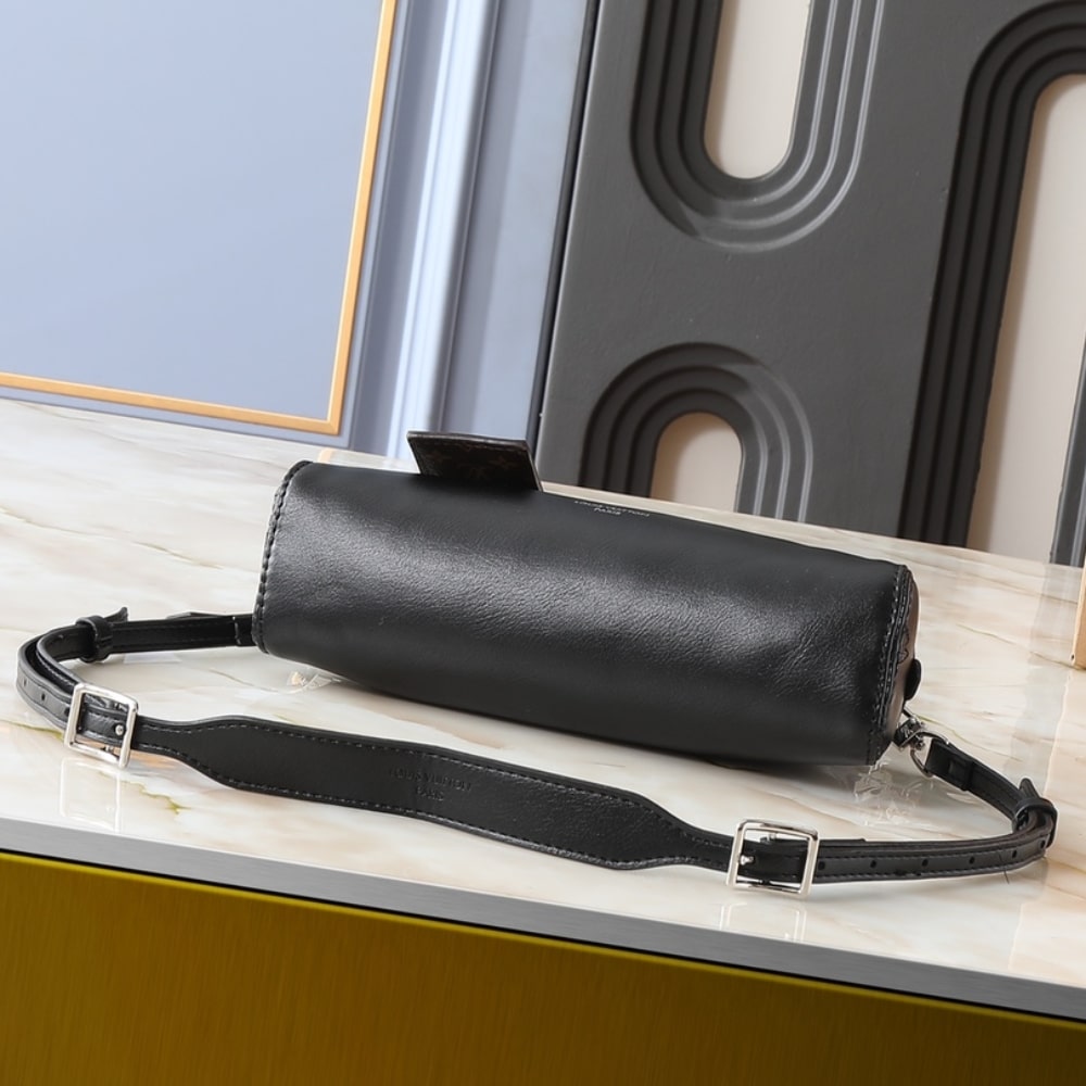 LOUIS VUITTON POCHETTE VIBE BLACK 25CM M14544 - Image 4