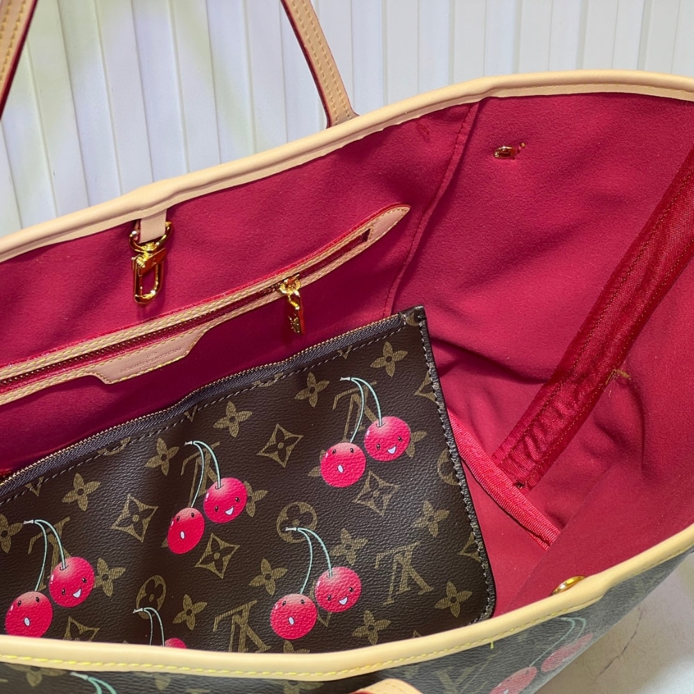 ICONIC SET: LOUIS VUITTON X TAKASHI MURAKAMI MONOGRAM CERISE NEVERFULL MM & CHERRY PORTE MONNAIE ZIPPY WALLET - Image 5