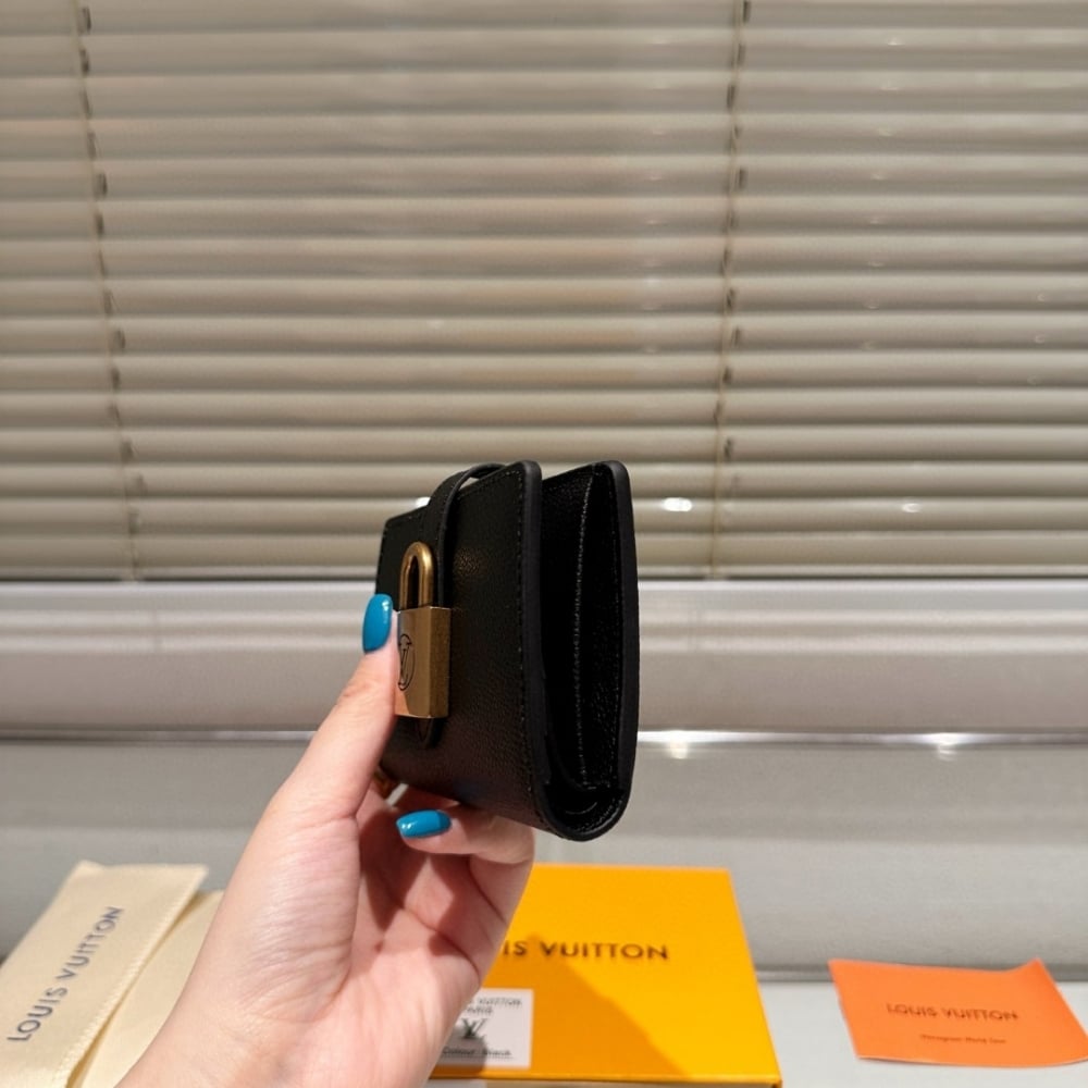 ICONIC SET: LOUIS VUITTON LOW KEY CABAS MM & LOW KEY COMPACT WALLET - Image 8