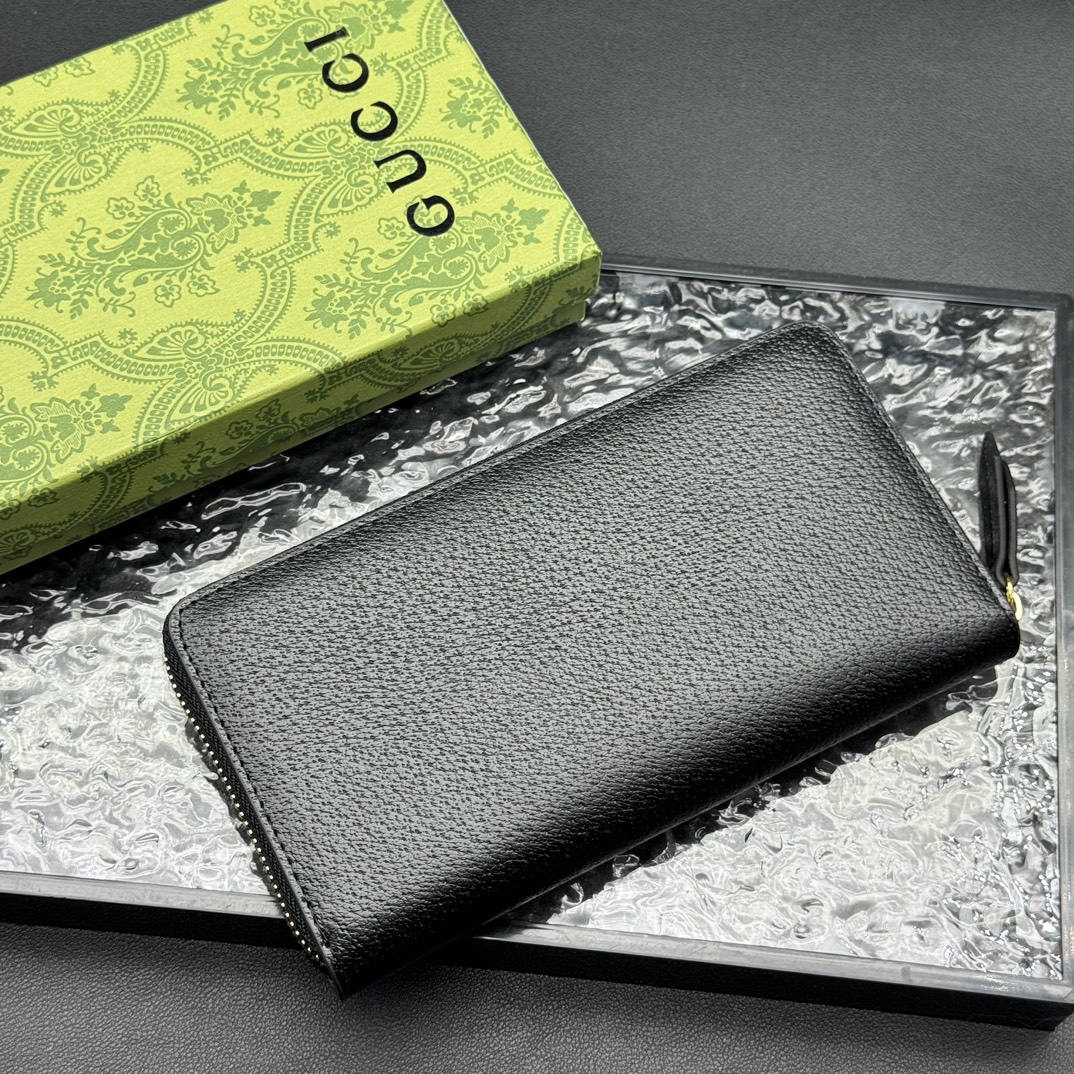 ICONIC SET: GUCCI GG EMBLEM LARGE TOTE BAG & ANIMALIER LEATHER ZIP AROUND WALLET - Image 8