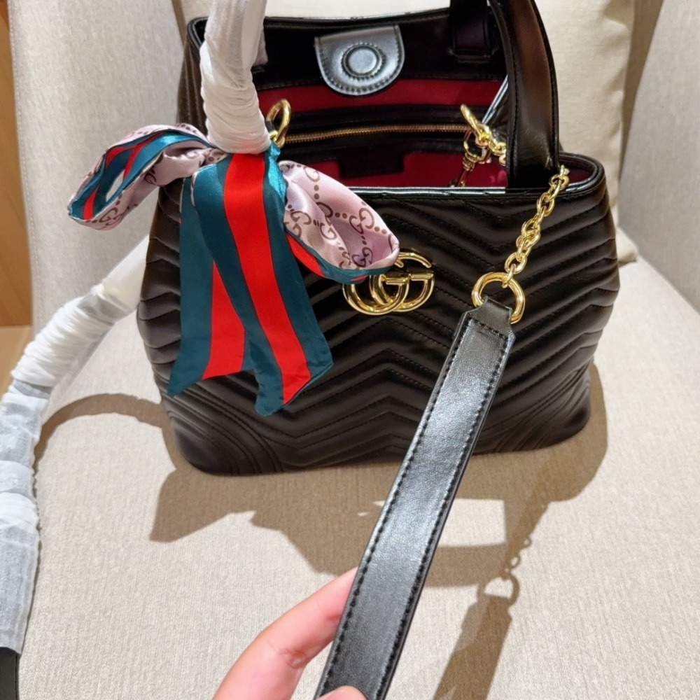 GUCCI BETTY MEDIUM TOTE BAG BLACK MATELASSE 28CM 847387 AAFA1 1000 - Image 8