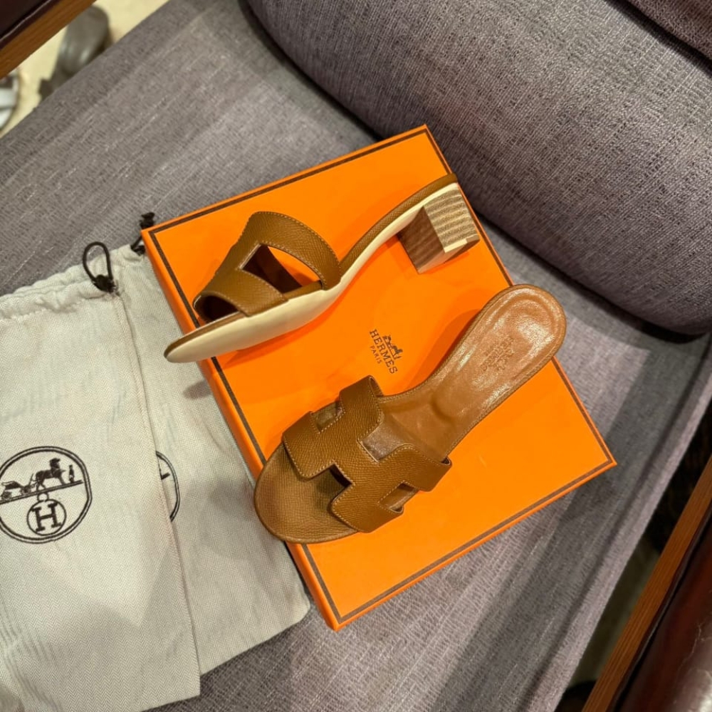 Hermes Oasis Sandals Brown Leather H222203Z 20370 - Image 4