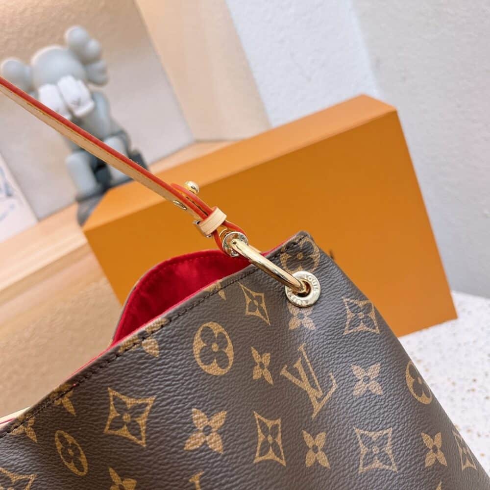 ICONIC SET: LOUIS VUITTON GRACEFUL BAG & CELESTE WALLET IN MONOGRAM - Image 6