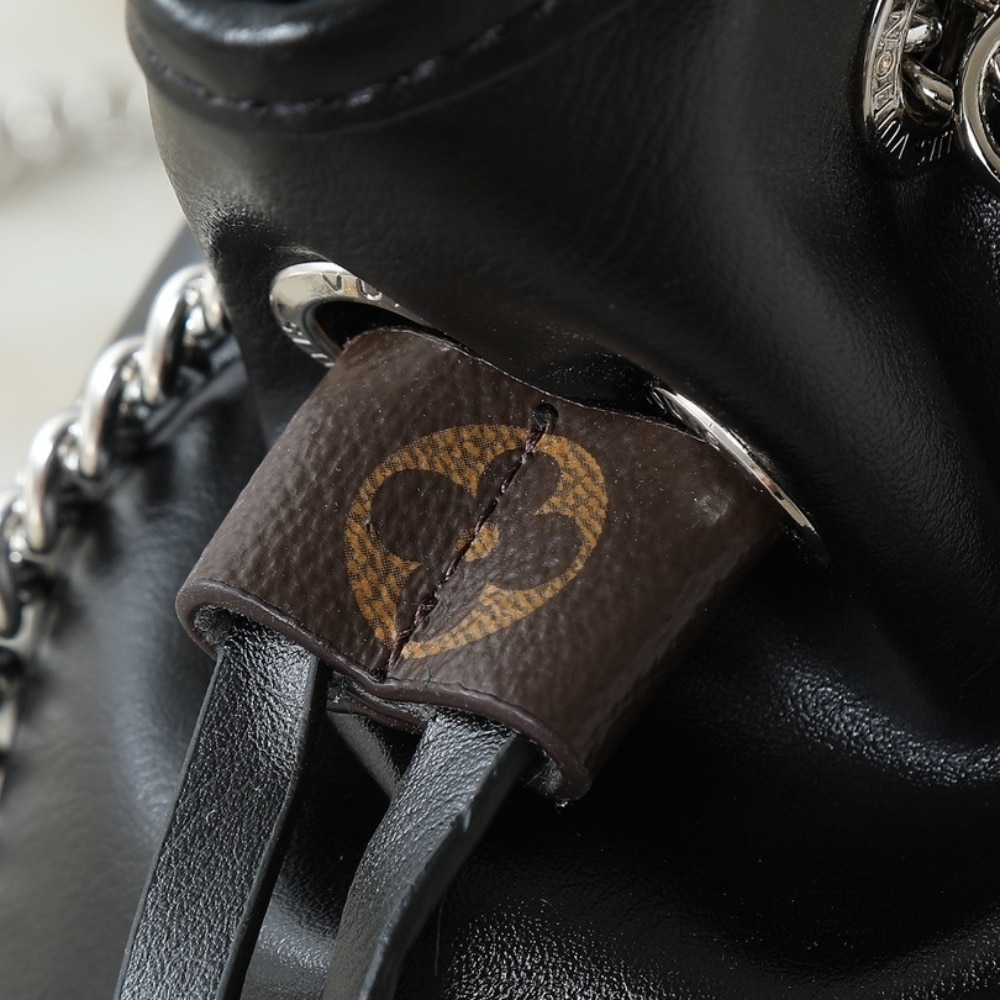 LOUIS VUITTON OFF DUTY BACKPACK VIBE BLACK 25CM M25522 - Image 7