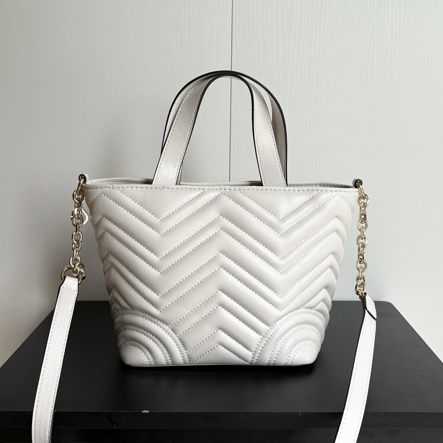 GUCCI BETTY SMALL TOTE BAG WHITE MATELASSE 18CM 847386 AAFA1 9050 - Image 5