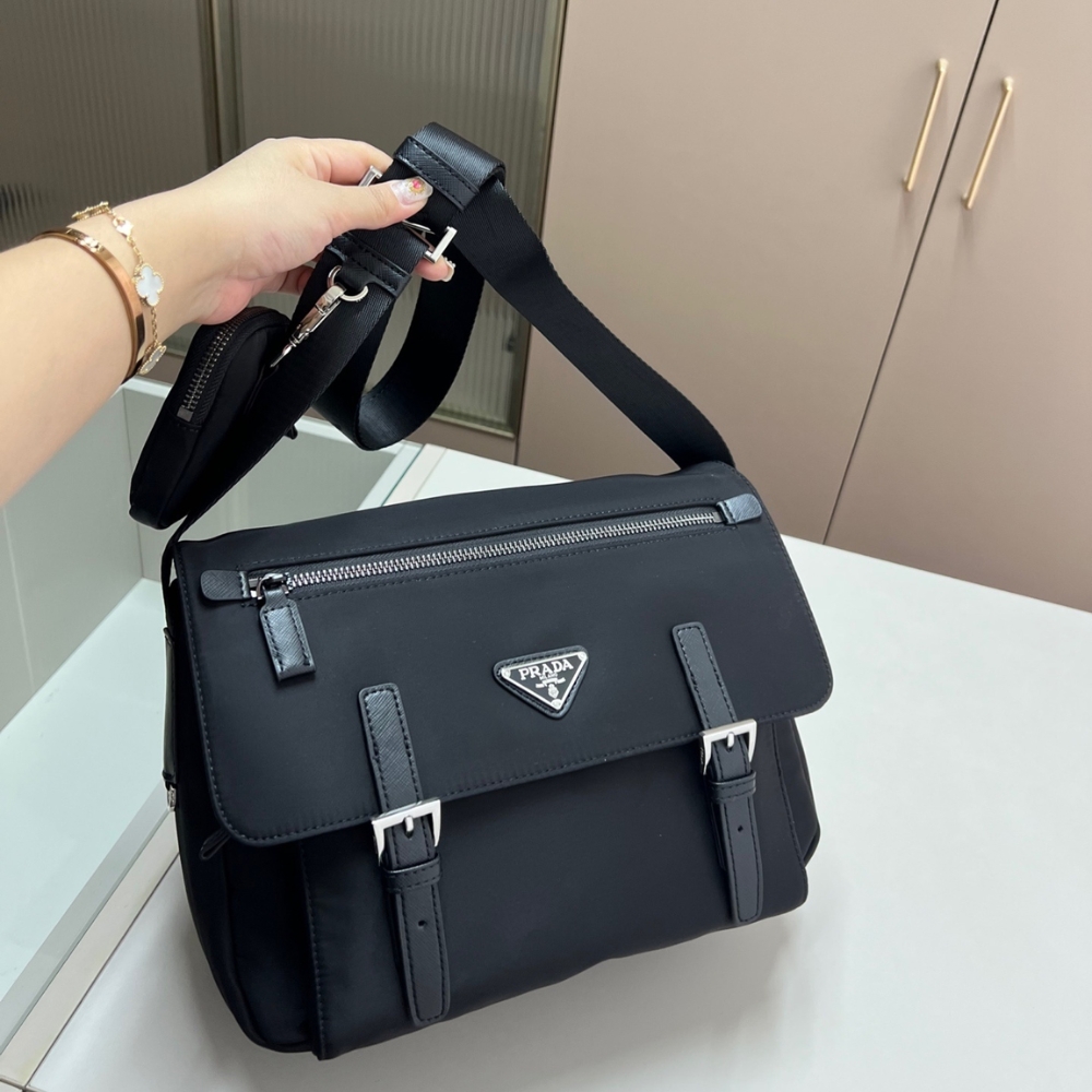 PRADA RE NYLON SHOULDER BAG BLACK 30CM 1BD953 RV44 F0002 V B1M - Image 3