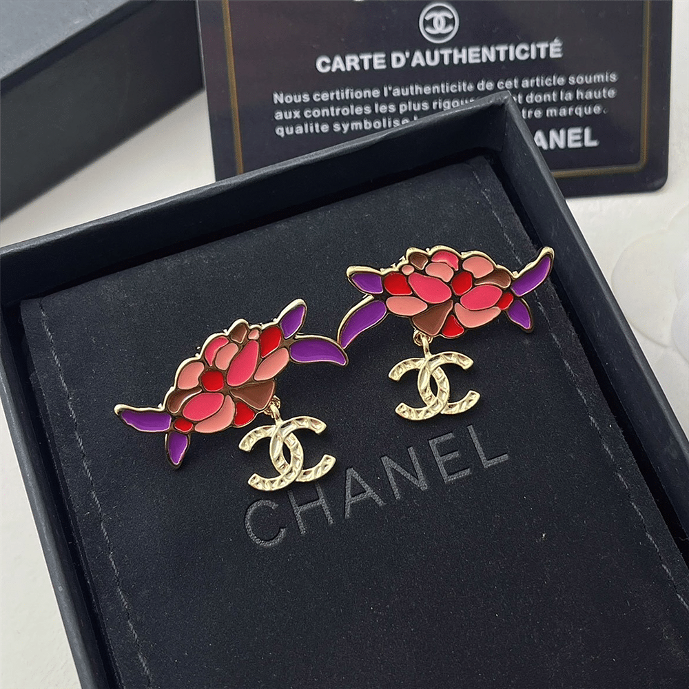 Alternative view of CHANEL PENDANT EARRINGS GOLD AND MULTICOLOUR ABF933 B21129 U2138