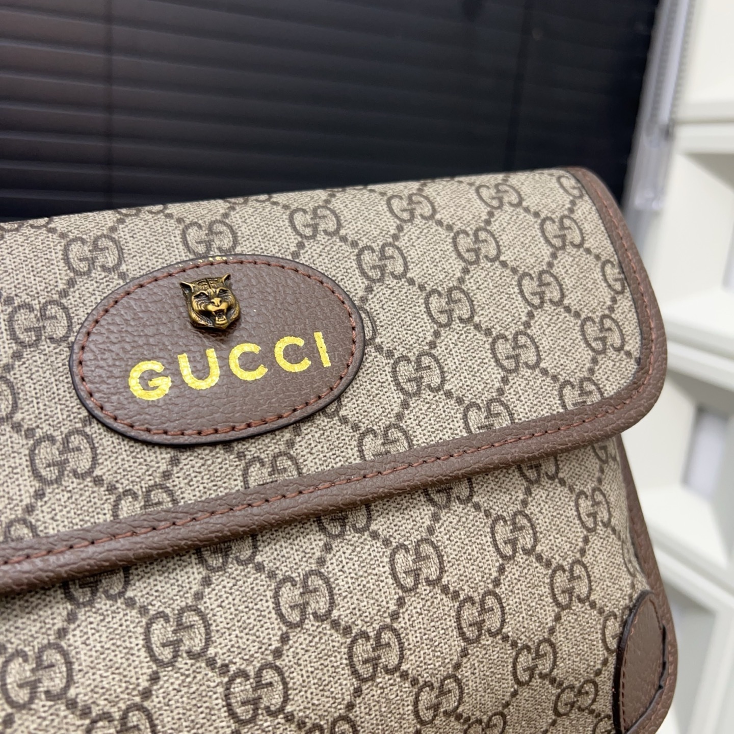 GIFT SET: GUCCI NEO VINTAGE BELT BAG WITH LABUBU ACCESSORIES & GG JACQUARD WOOL AND SILK BLEND SCARF - Image 8