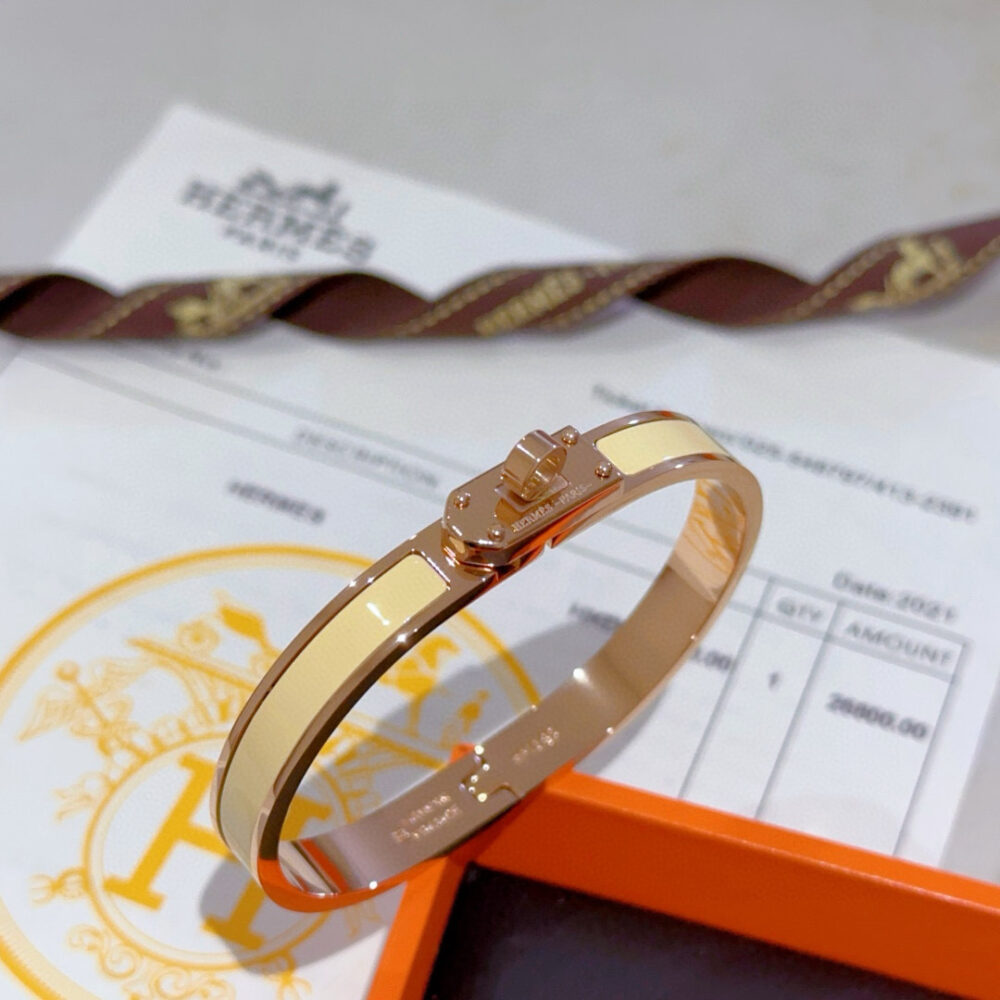 Alternative view of HERMES MINI CLIC KELLY BRACELET YELLOW AND ROSE GOLD H200004FO68GM
