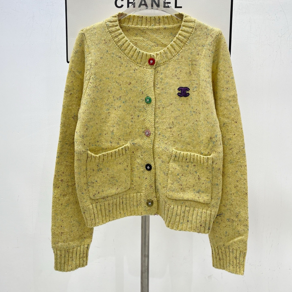 Alternative view of CHANEL KNIT CARDIGAN YELLOW