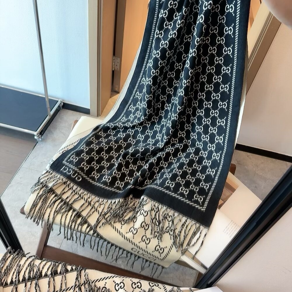 Alternative view of GUCCI GG JACQUARD REVERSIBLE CASHMERE SCARF BLACK AND WHITE 180CM