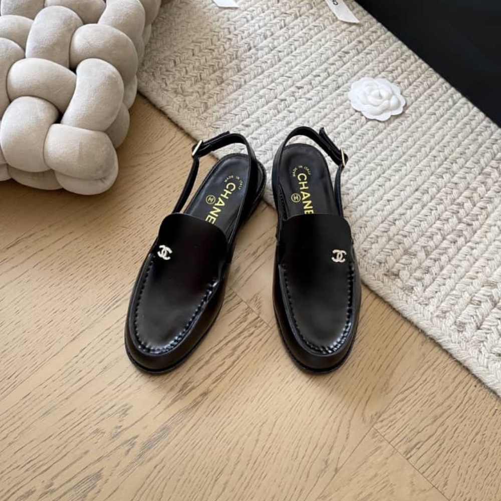 Alternative view of CHANEL INTERLOCKING CC LOGO SLINGBACK FLATS BLACK
