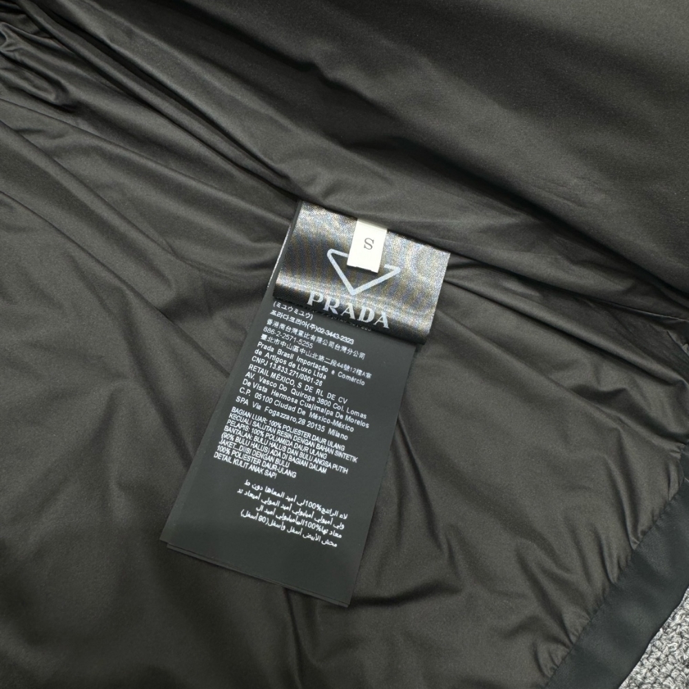 PRADA RE NYLON DOWN JACKET BLACK 29X966 1WQ8 F0002 S OOO - Image 8