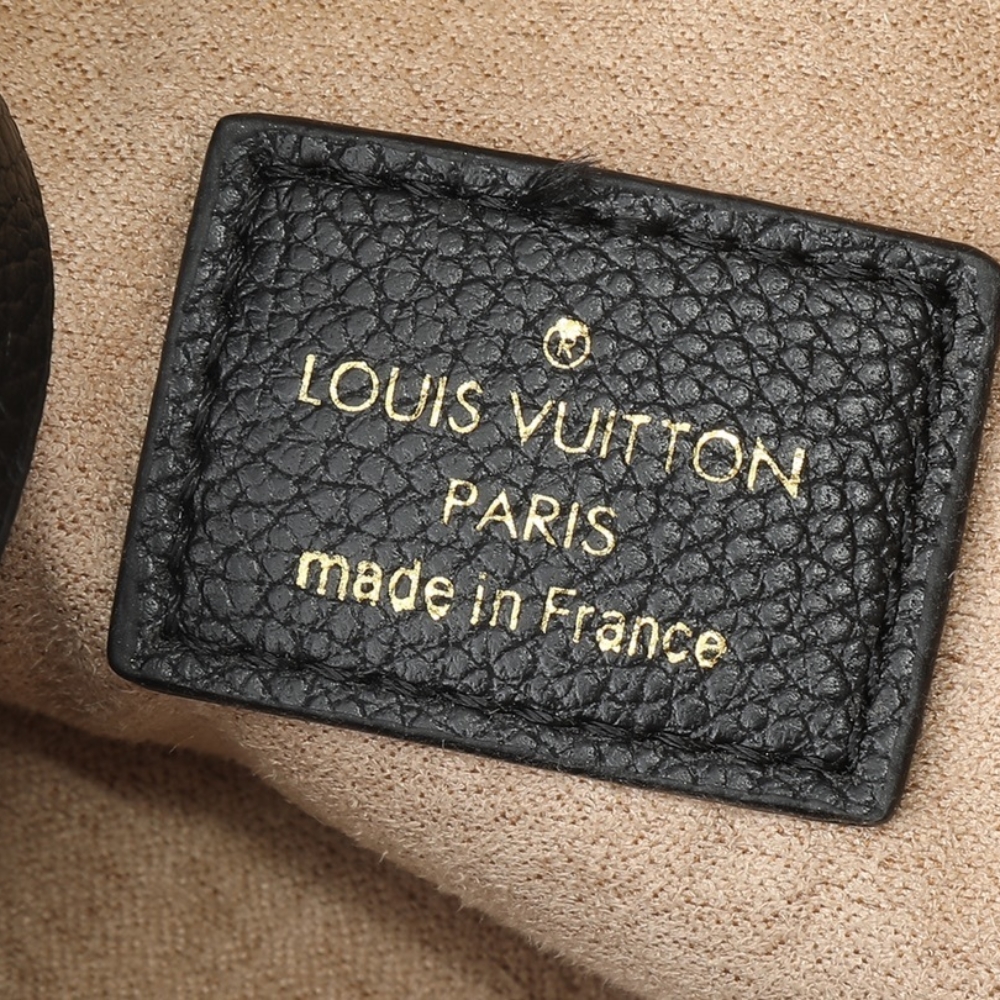 LOUIS VUITTON LOW KEY HOBO PM BLACK 28CM M25352 - Image 9