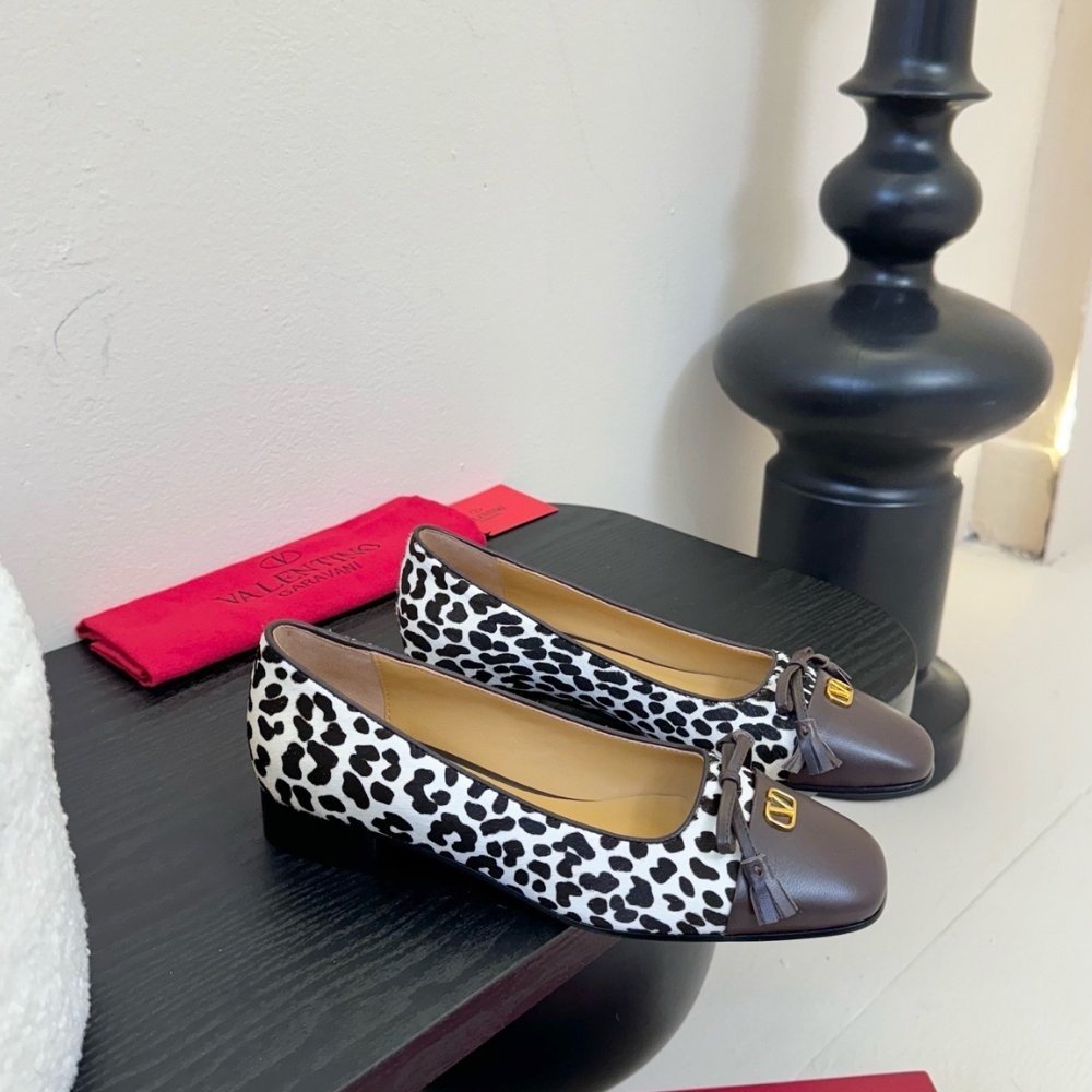 Alternative view of VALENTINO VALET DU ROI BALLERINA IN PONY LEOPARD PRINT 7W2S0MR8ESS BNB