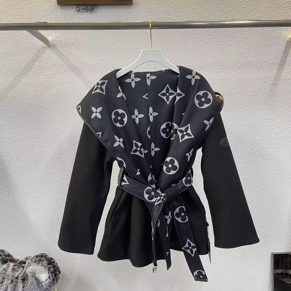 Alternative view of LOUIS VUITTON SIGNATURE SHORT HOODED WRAP COAT BLACK