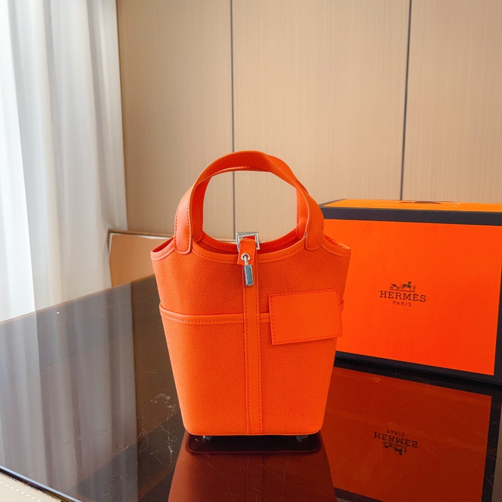 Alternative view of HERMES PICOTIN LOCK 18 POCKET BAG ORANGE 20CM H083189CKAL