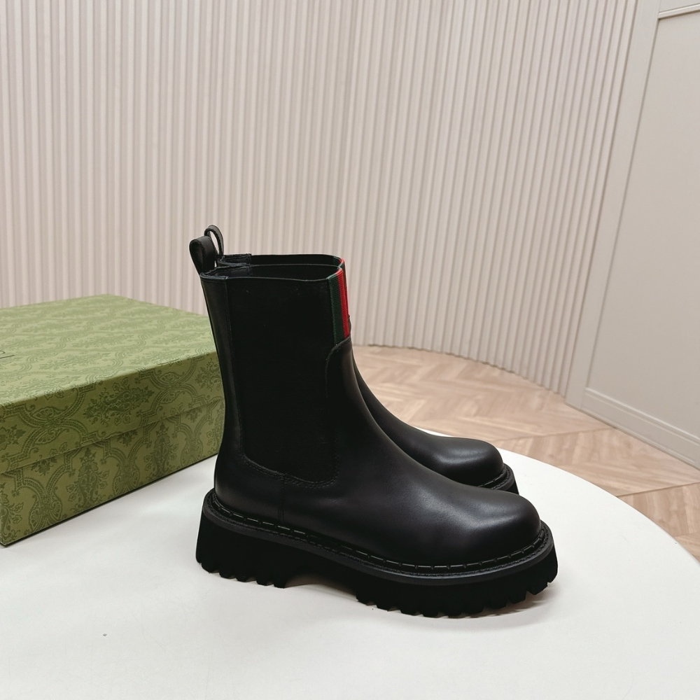 Alternative view of GUCCI CHELSEA BOOT BLACK LEATHER 806398 AAD6T 1052