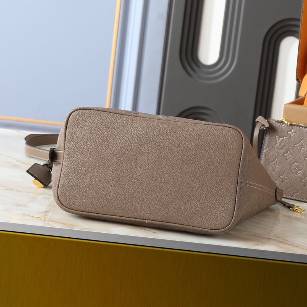 LOUIS VUITTON ALL IN GM MONOGRAM SMOKE 30CM M25823 - Image 5