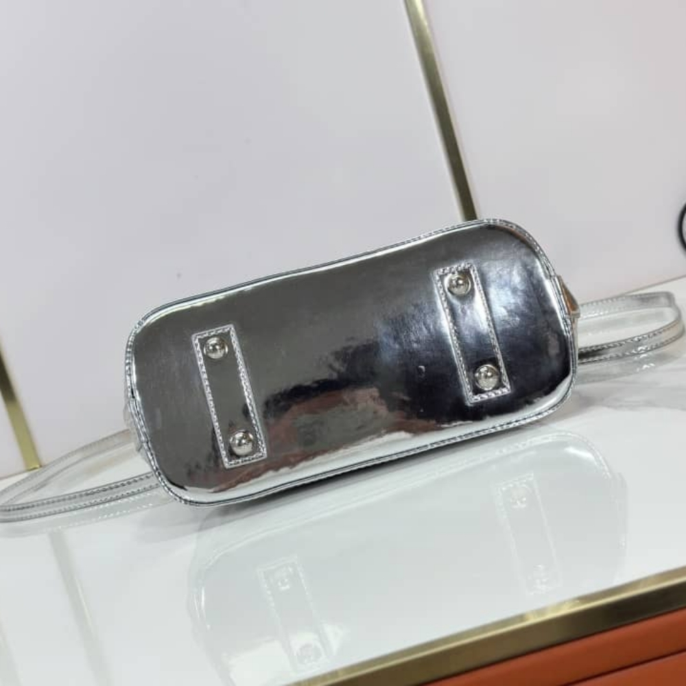 LOUIS VUITTON ALMA BB SILVER 23CM M26335 - Image 6