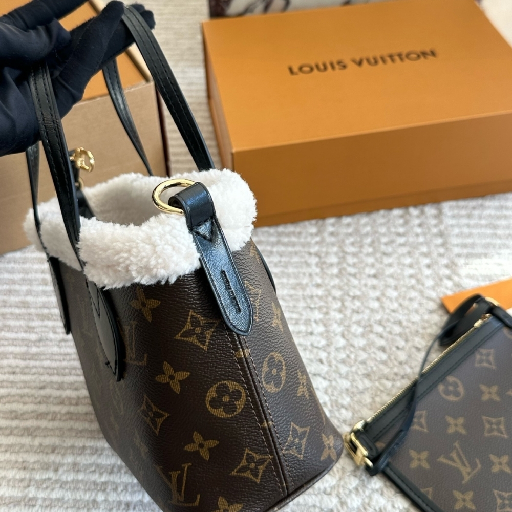 LOUIS VUITTON NEVERFULL BANDOULIÈRE INSIDE OUT BB MONOGRAM BROWN 26CM M26315 - Image 5