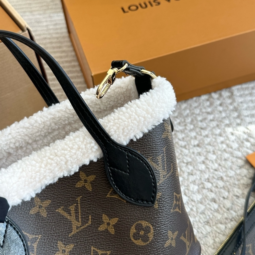 LOUIS VUITTON NEVERFULL BANDOULIÈRE INSIDE OUT BB MONOGRAM BROWN 26CM M26315 - Image 8