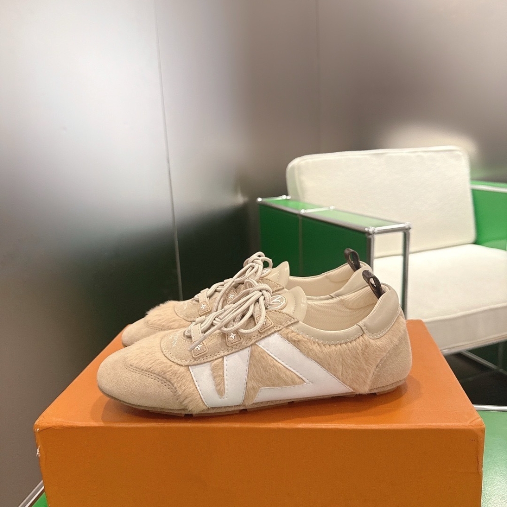Alternative view of LOUIS VUITTON SNEAKERINA BEIGE 1AIF11