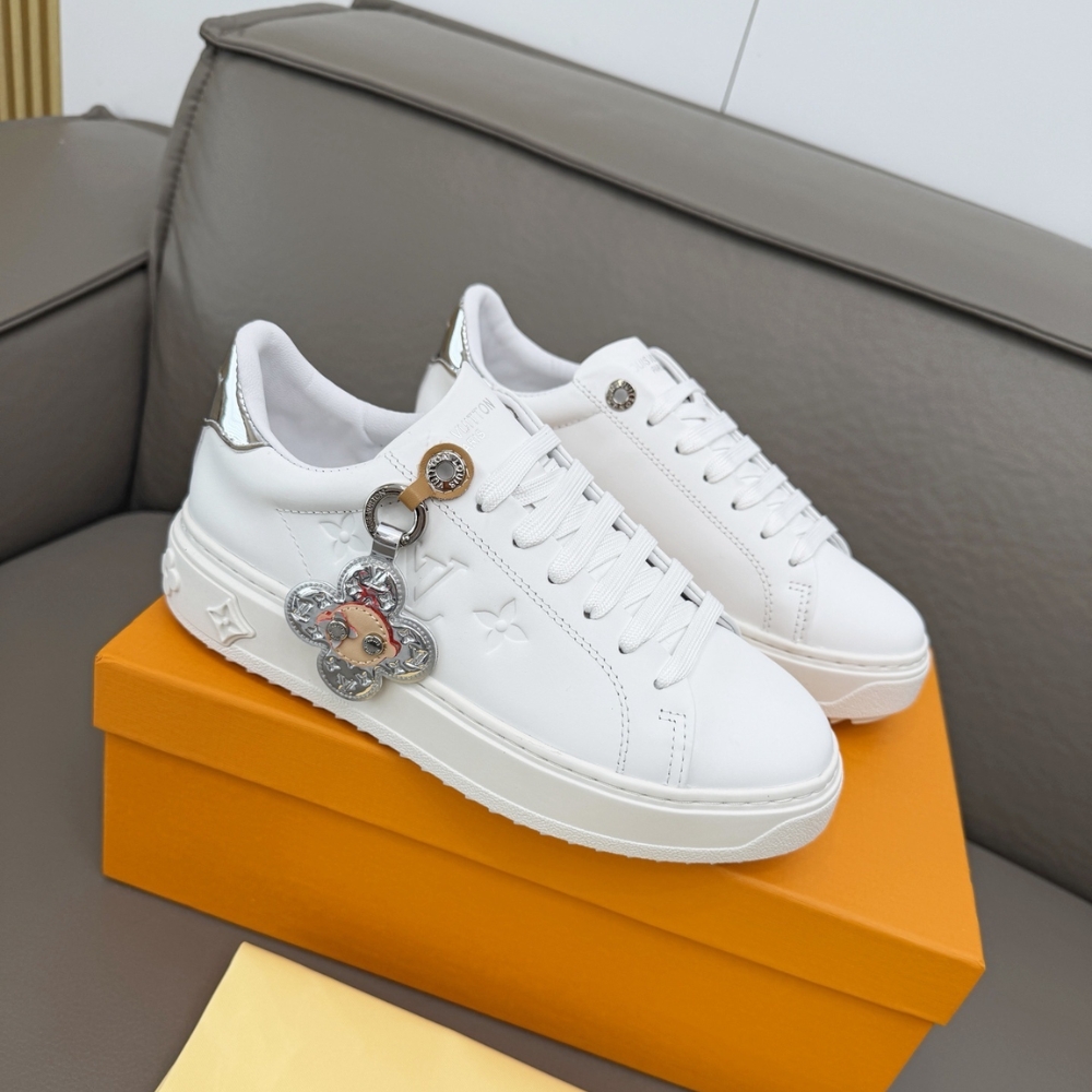 Alternative view of LOUIS VUITTON TIME OUT SNEAKER WHITE 1AIVHV