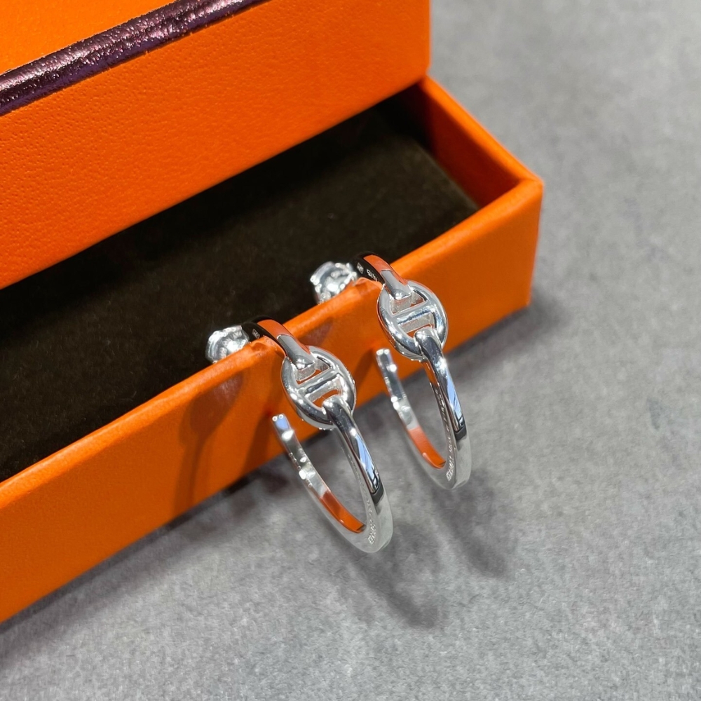 Alternative view of HERMES CHAINE D'ANCRE ENCHAINEE EARRINGS SILVER H109511B 00