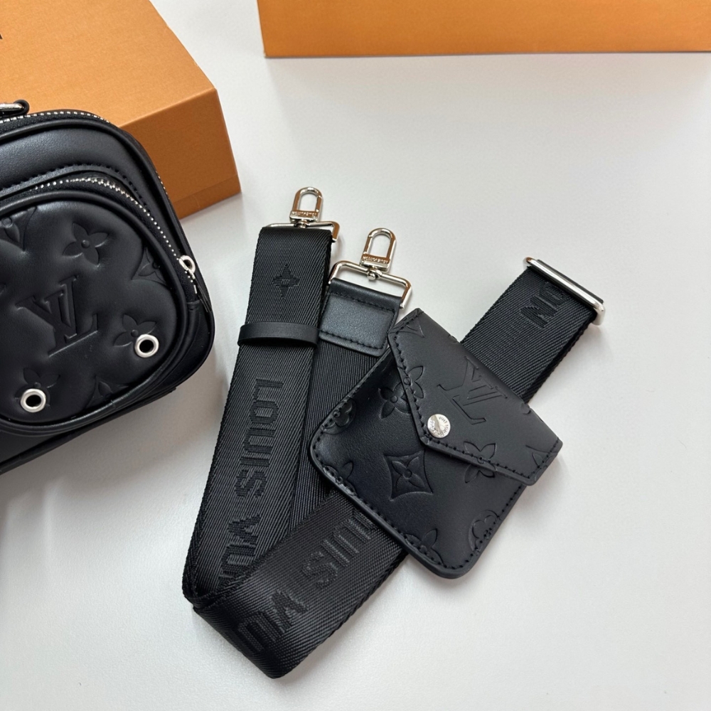 LOUIS VUITTON UTILITY CROSSBODY BAG BLACK 18CM M80450 - Image 8