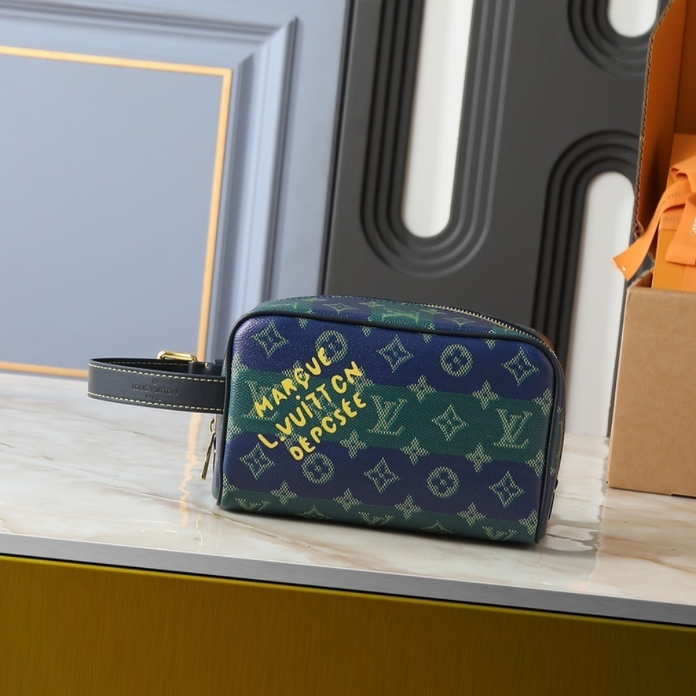 Alternative view of LOUIS VUITTON LOCKER DOPP KIT BLUE STRIPES 23CM M25902