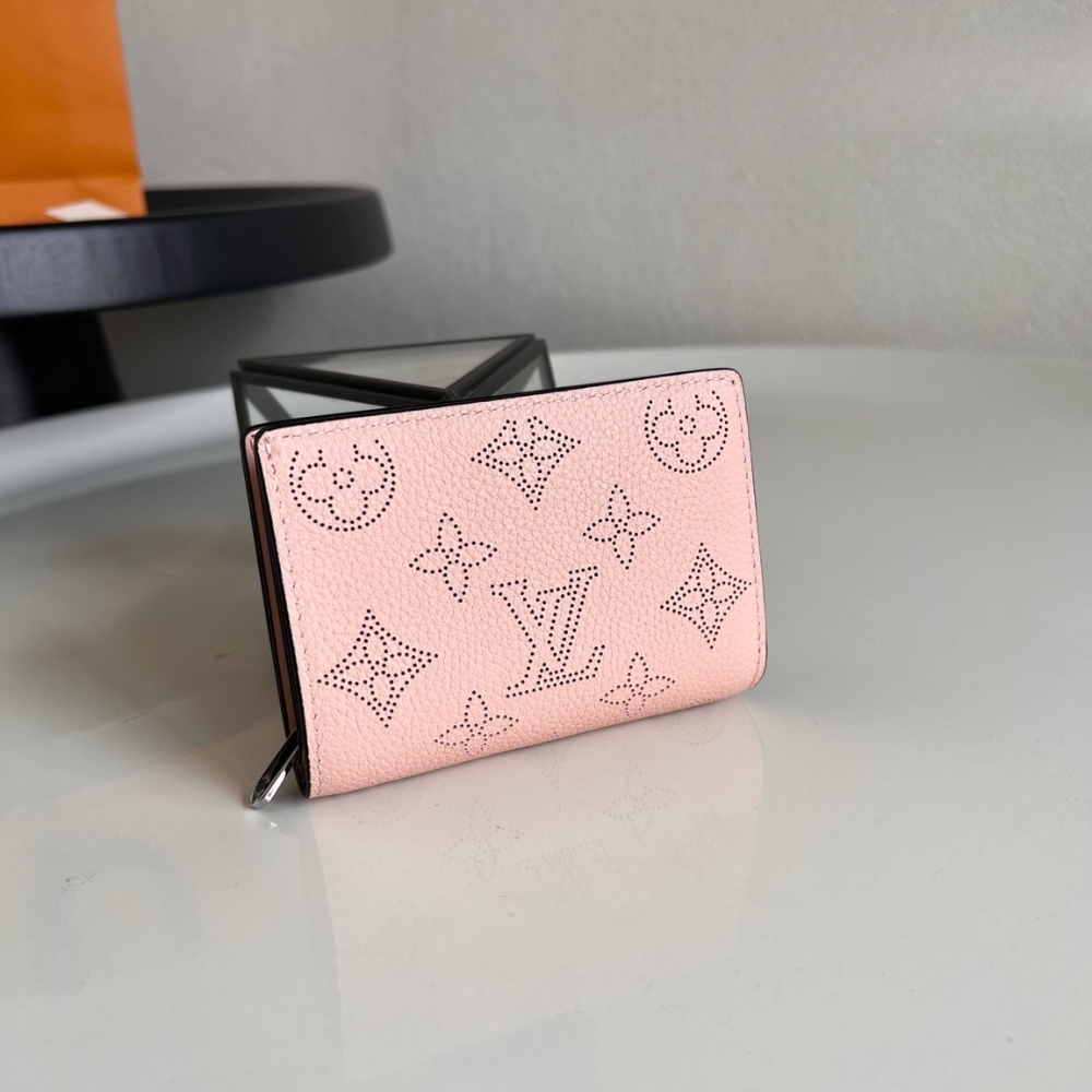 Alternative view of LOUIS VUITTON CLÉA WALLET PINK JASMIN 11CM M82758