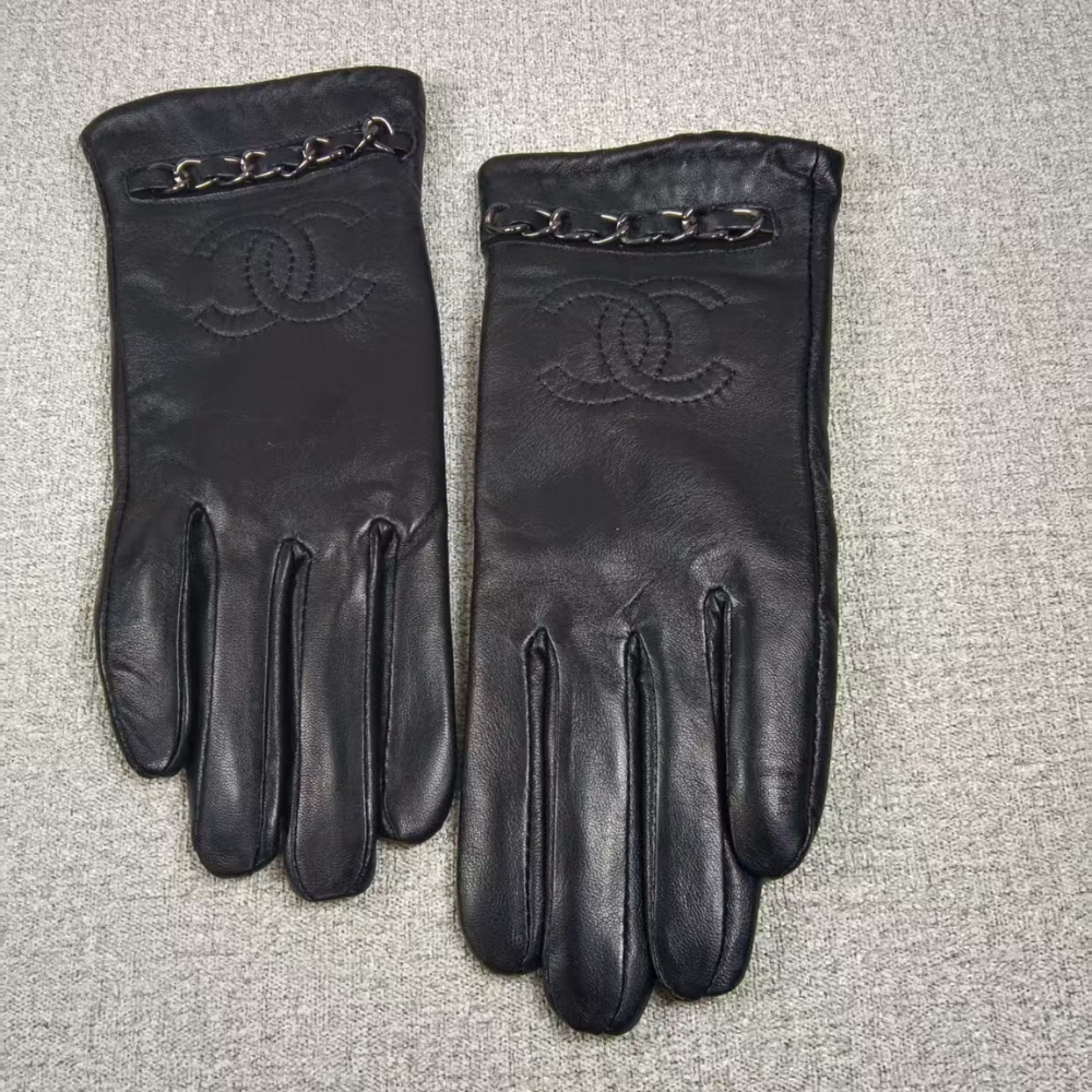 Alternative view of CHANEL COCO MARK LEATHER AND METAL GLOVES BLACK GOLDEN