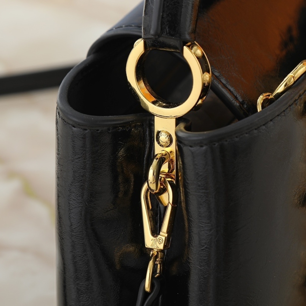 LOUIS VUITTON CAPUCINES EAST WEST BB BLACK 26CM M25492 - Image 7