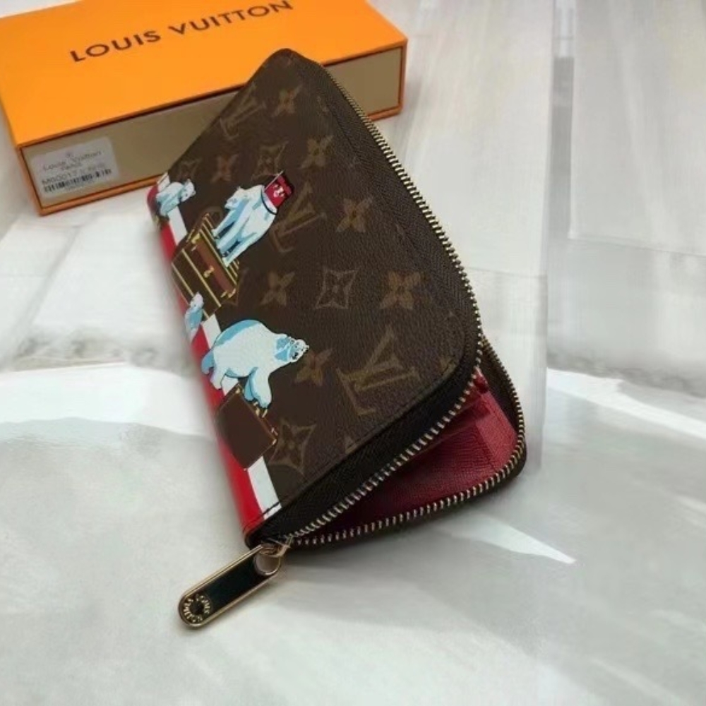 LOUIS VUITTON MONOGRAM CANVAS POLAR BEAR SARAH WALLET 19CM M62086 - Image 6