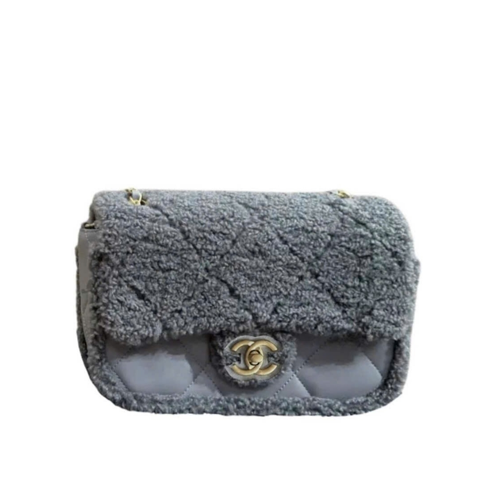 CHANEL FLAP BAG TEDDY SHEARLING AND GOLD TONE METAL GREY 25CM