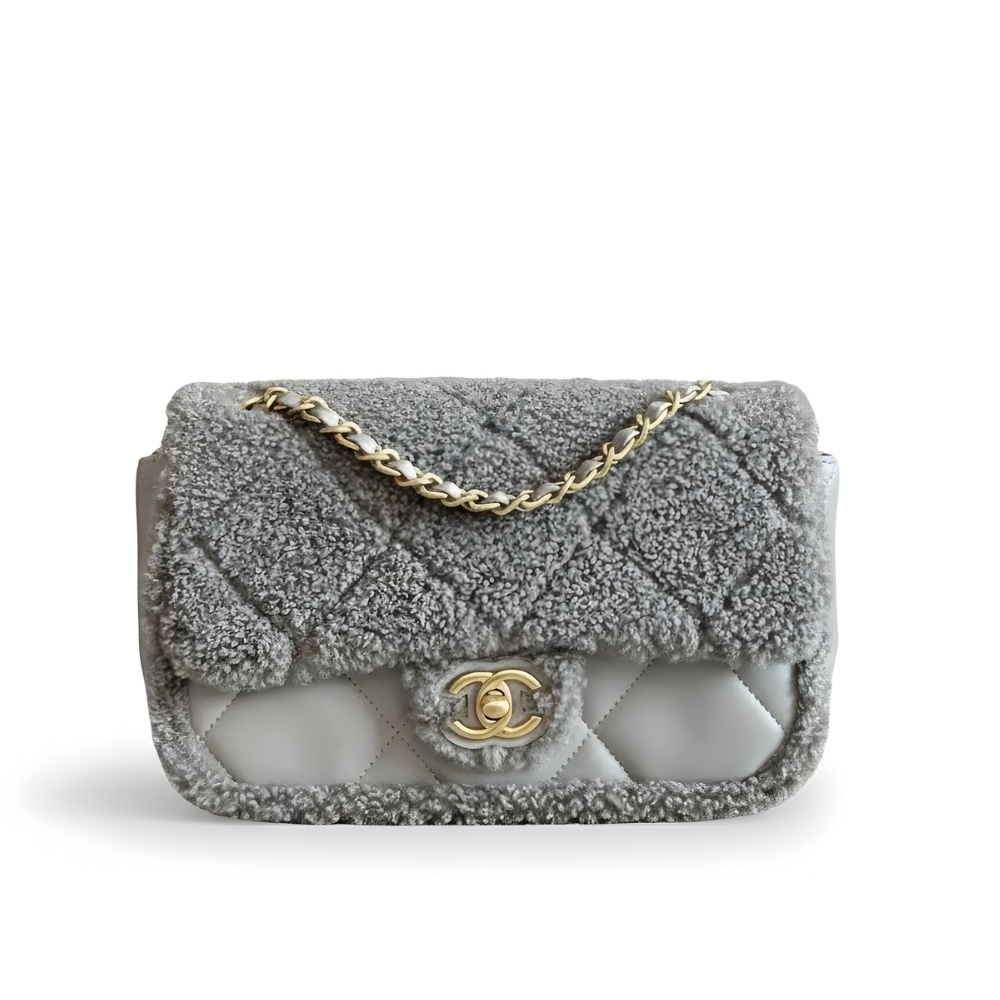 CHANEL FLAP BAG TEDDY SHEARLING AND GOLD TONE METAL GREY 25CM