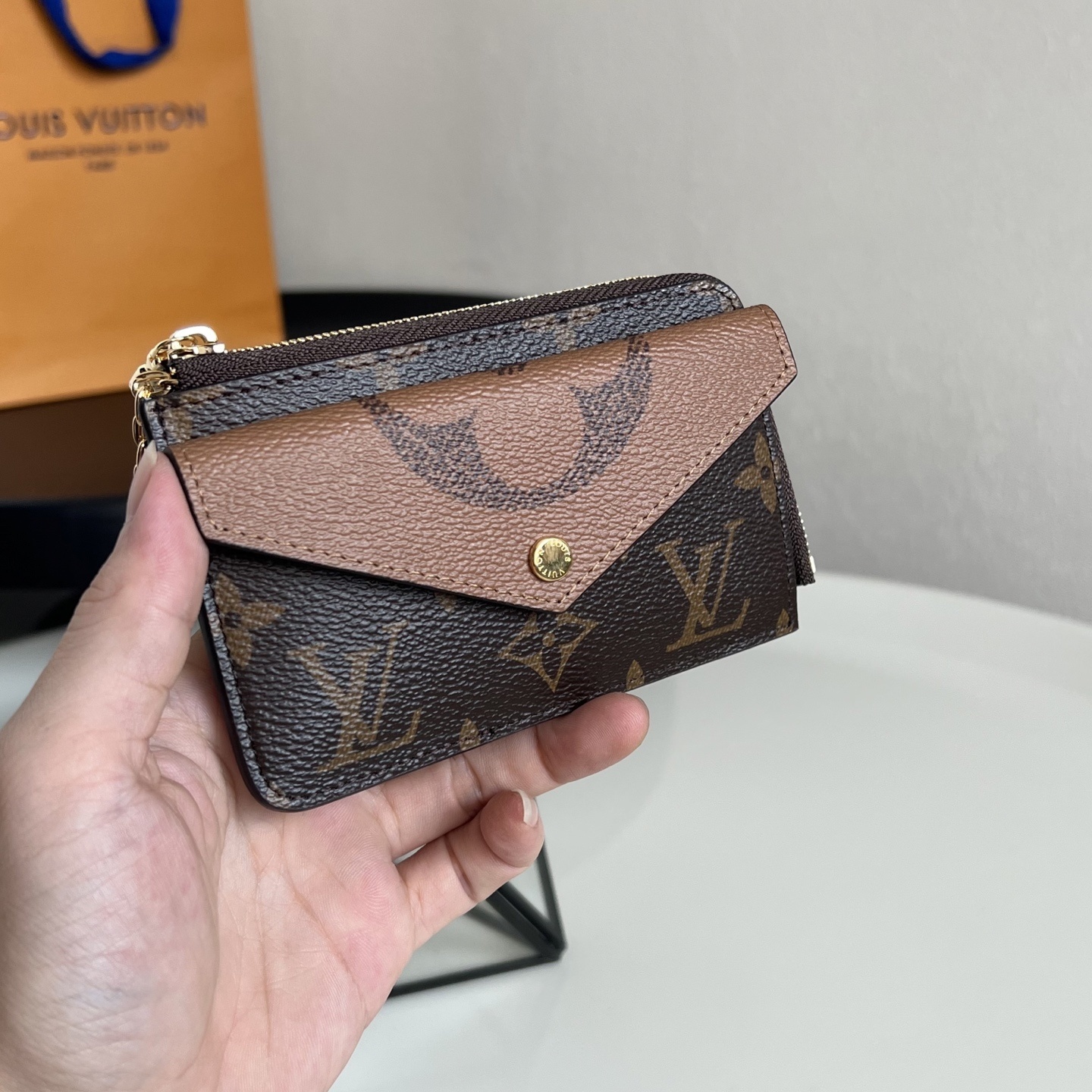 LOUIS VUITTON CARD HOLDER RECTO VERSO BROWN 13CM - Image 3