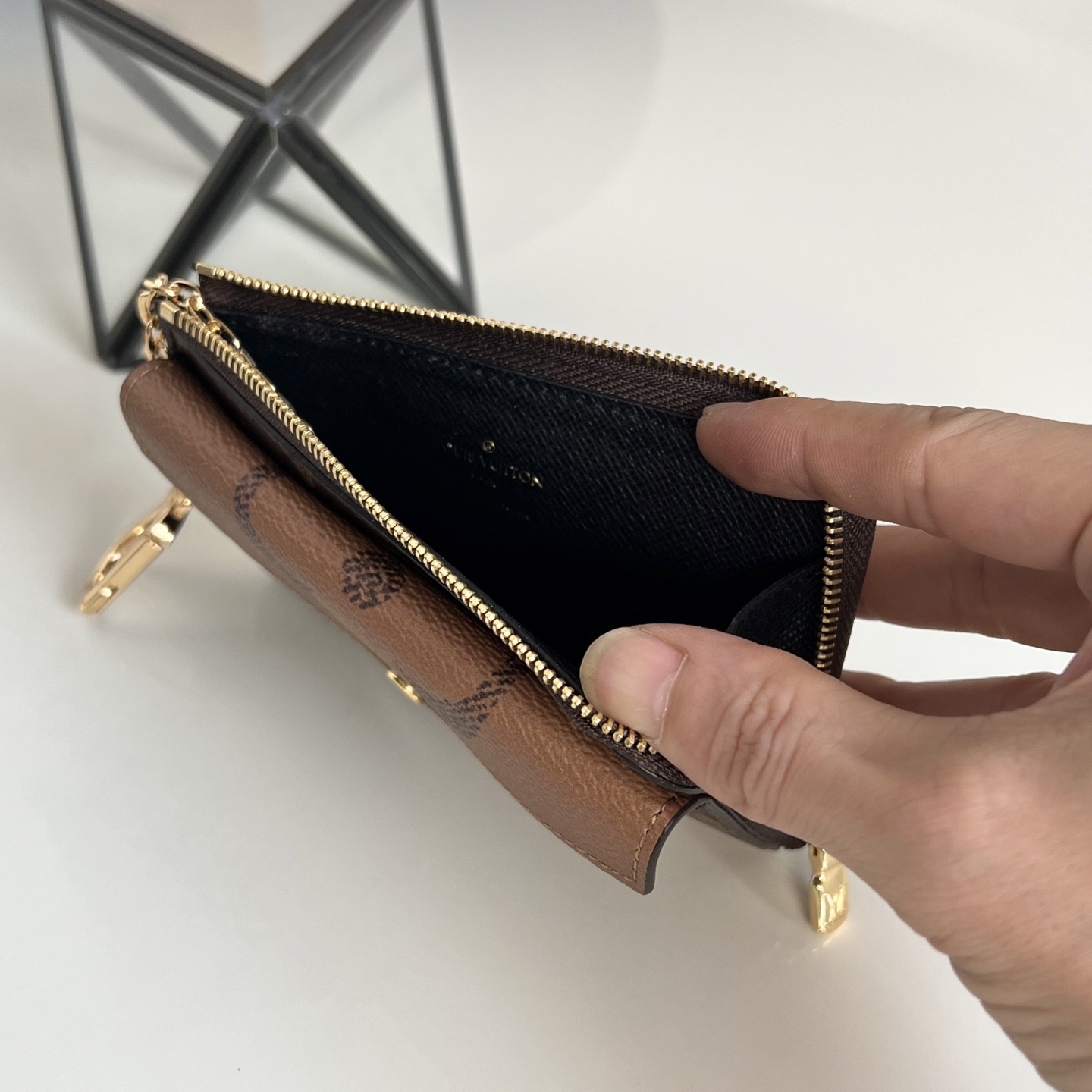 LOUIS VUITTON CARD HOLDER RECTO VERSO BROWN 13CM - Image 8